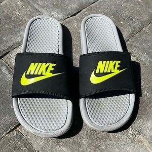 mens nike flip flops